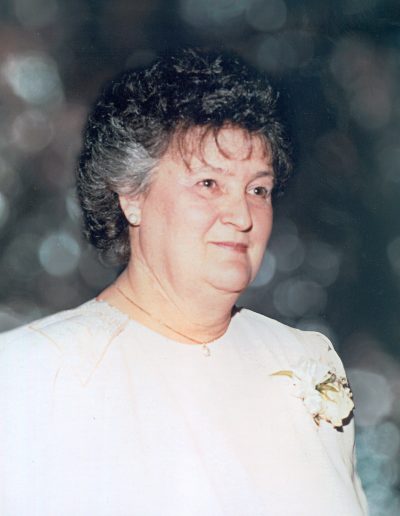 Mme Claire Bellemare Danis