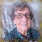 Mme Jacqueline Millette Lapierre